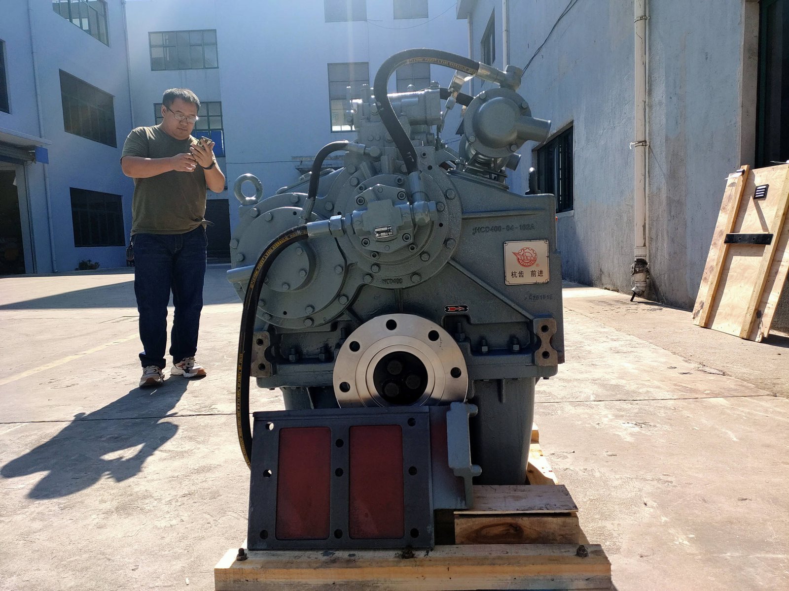 Hot Sale HCD400A Gear Ratio 4.18-5.71:1 Advance Diesel Engine Gearbox New and in Stock for Marine - Image 4