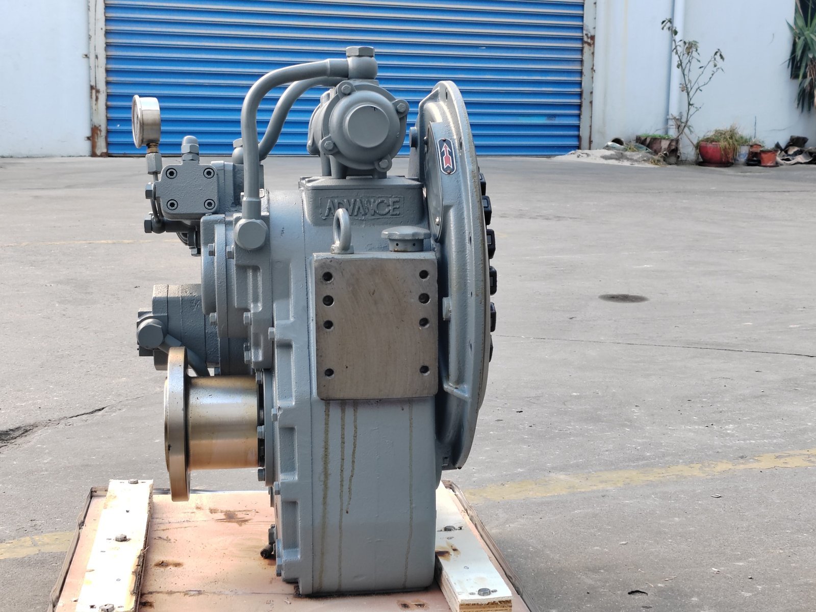 Hot Sale 135A Gear Ratio 2.03-5:1 Advance Diesel Engine Gearbox New and in Stock for Marine Gearbox - Image 4
